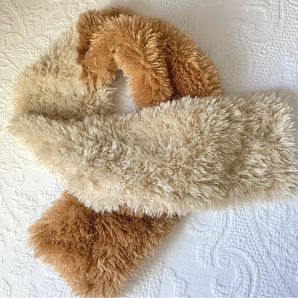 Anthropologie Faux Fur Fluffy Colorblock Scarf - Picture 10 of 14